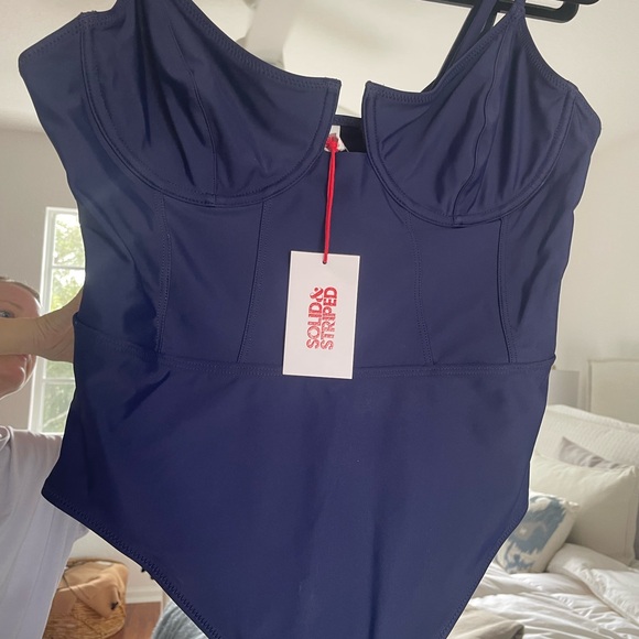 Solid & Striped the Veronica in Midnight Blue - Picture 2 of 7